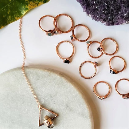GEMSTONES & MAGIC