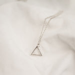 MOUNTAIN FRAME Necklace