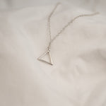 MOUNTAIN FRAME Necklace